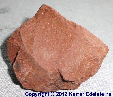 Roter Jaspis Rohmineral