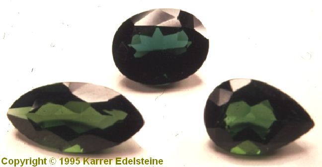 Grner Turmalin facettiert geschliffen als Tropfen, pear-shape, pendeloque, poire navette, markise oval