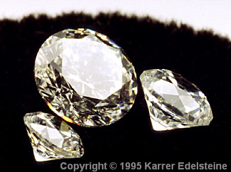 Diamantimitationen in Brilliantschliff