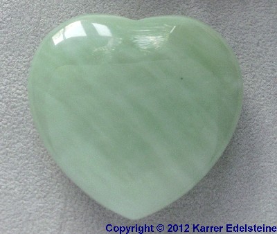 China Jade Herz Handschmeichler fr 6,95 Euro. - Edelstein Mineral Heilstein kaufen