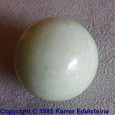 China Jade Kugel, 30 mm Durchmesser