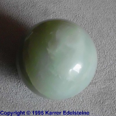 China Jade Kugel, 40 mm Durchmesser