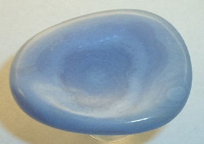 Daumenstein, blauer Chalcedon